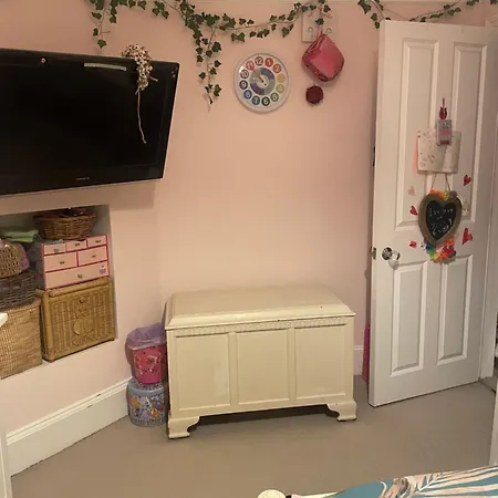 3 Bed Home Sleeps 6 Free Parking Hove Esterno foto