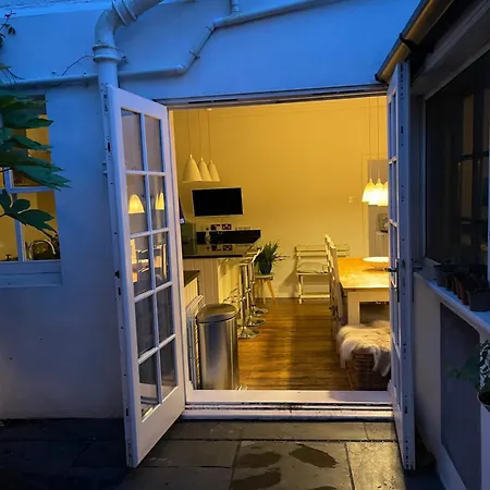 3 Bed Home Sleeps 6 Free Parking Hove Esterno foto