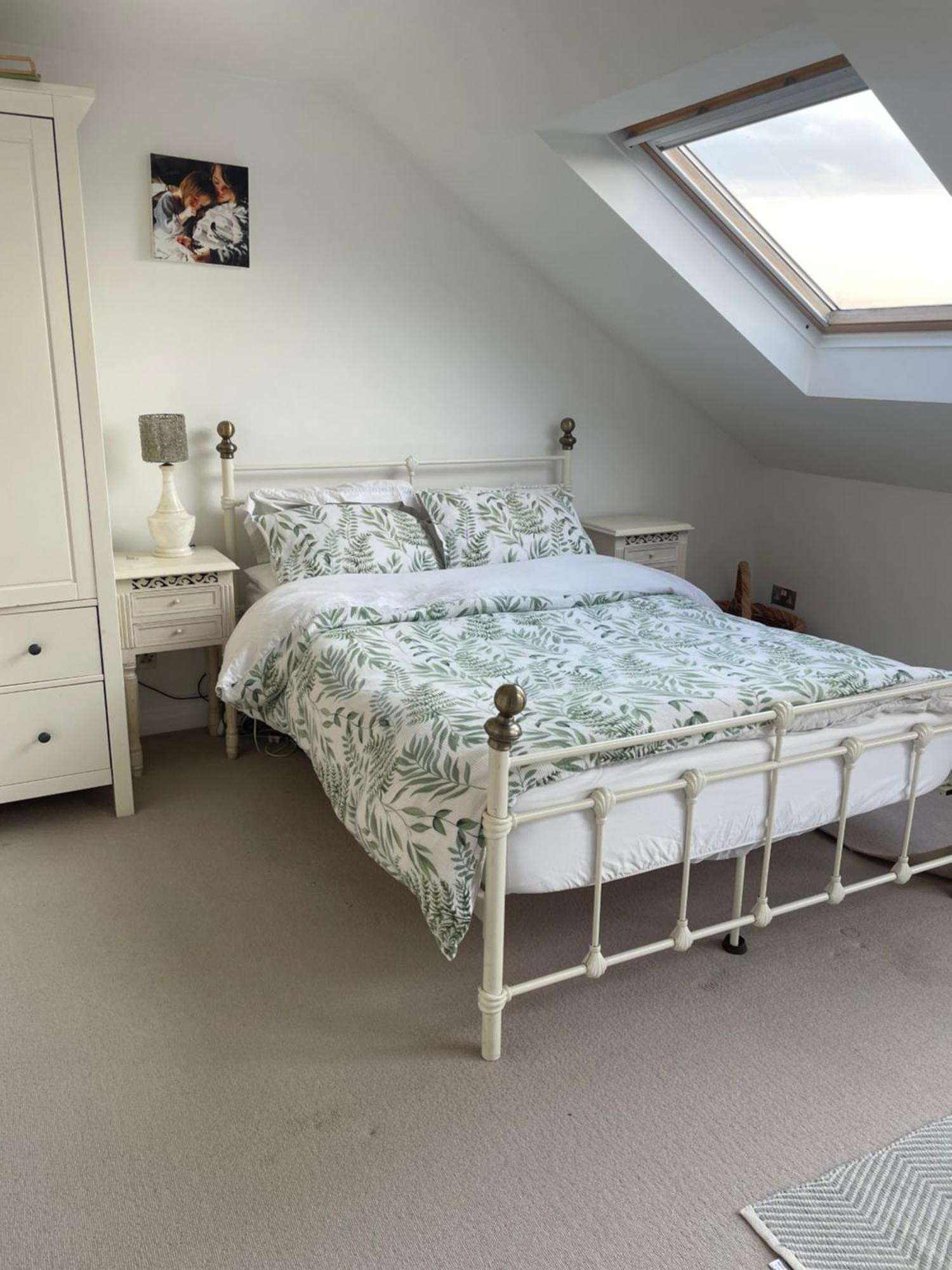 3 Bed Sleeps 6 Free Parking * Brighton